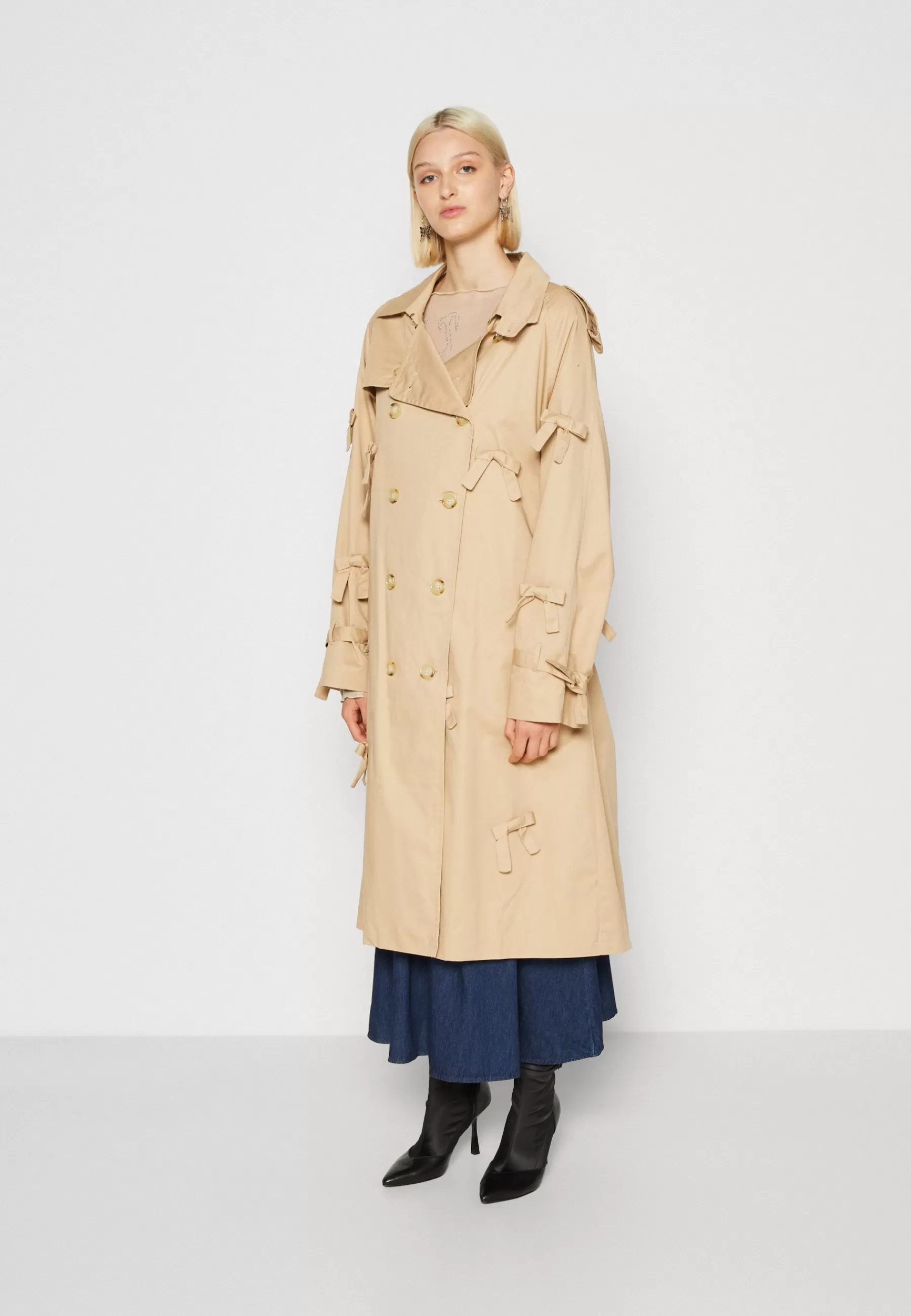 Dames Sister Jane Trenchcoats | Bruno Bow - Trenchcoat