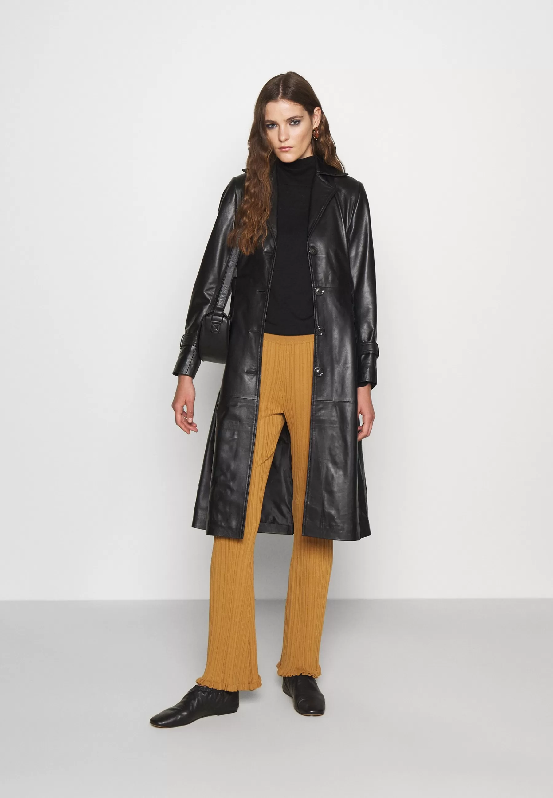 Dames STUDIO ID Trenchcoats | Isabel Fashion - Trenchcoat