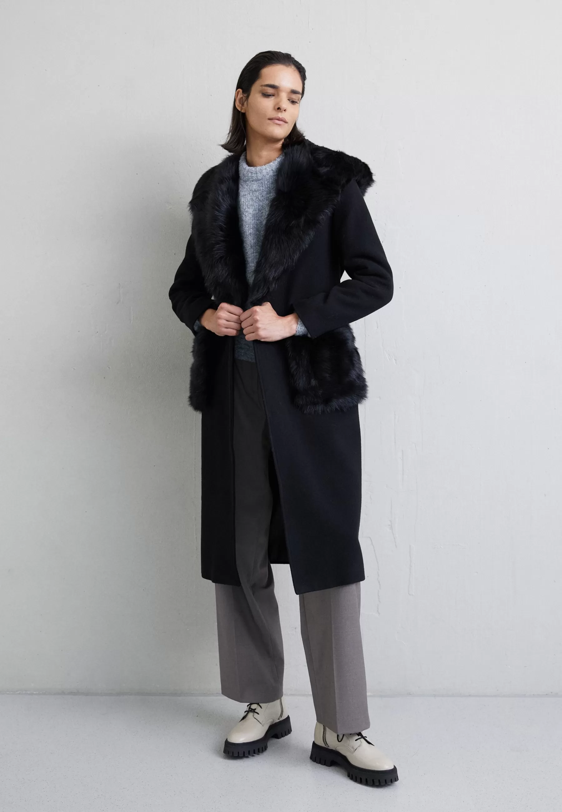 STUDIO ID Mackenzie With Hood And Pockets - Mantel>Dames Wollen Jassen