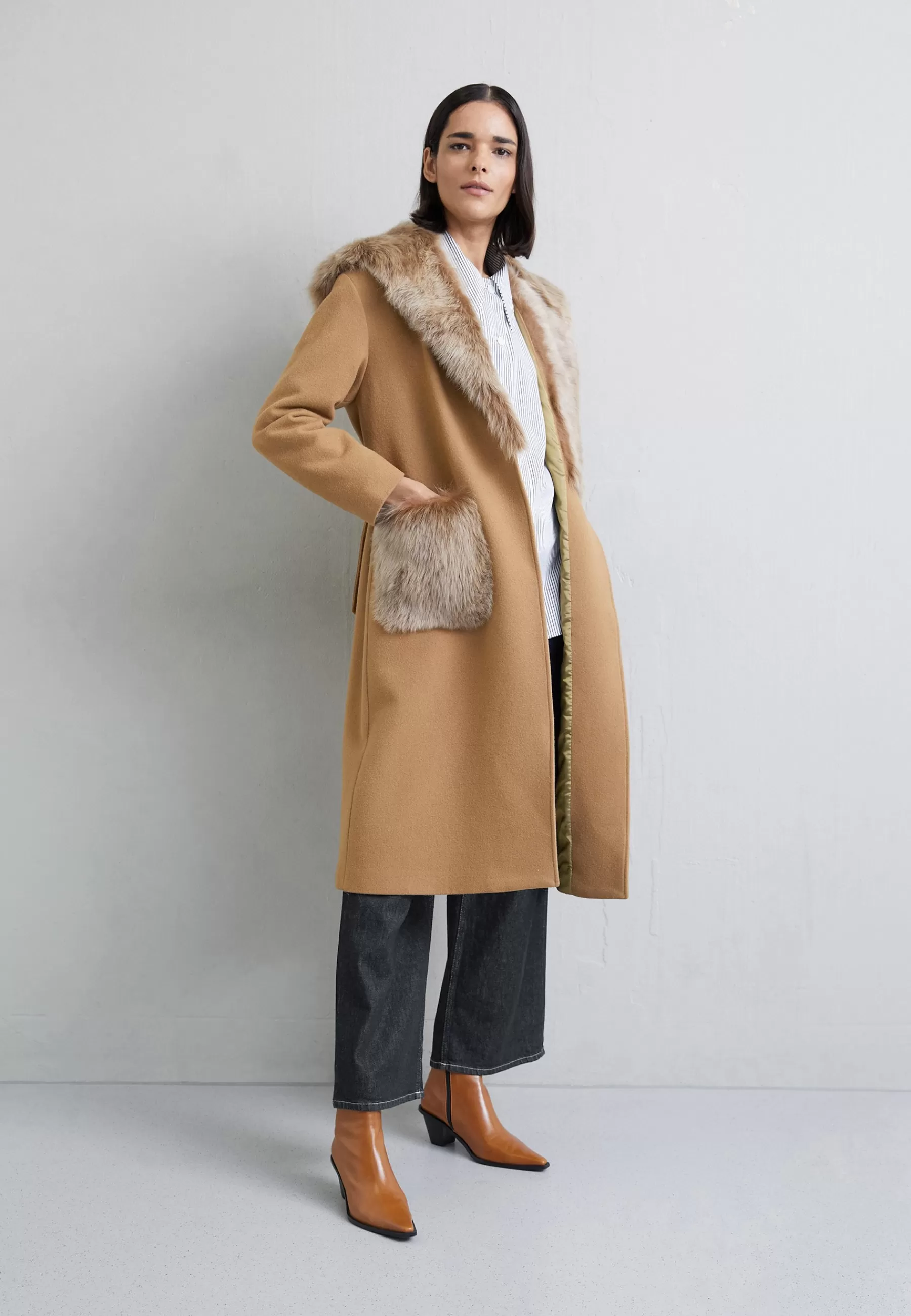 STUDIO ID Mackenzie With Hood And Pockets - Mantel>Dames Wollen Jassen