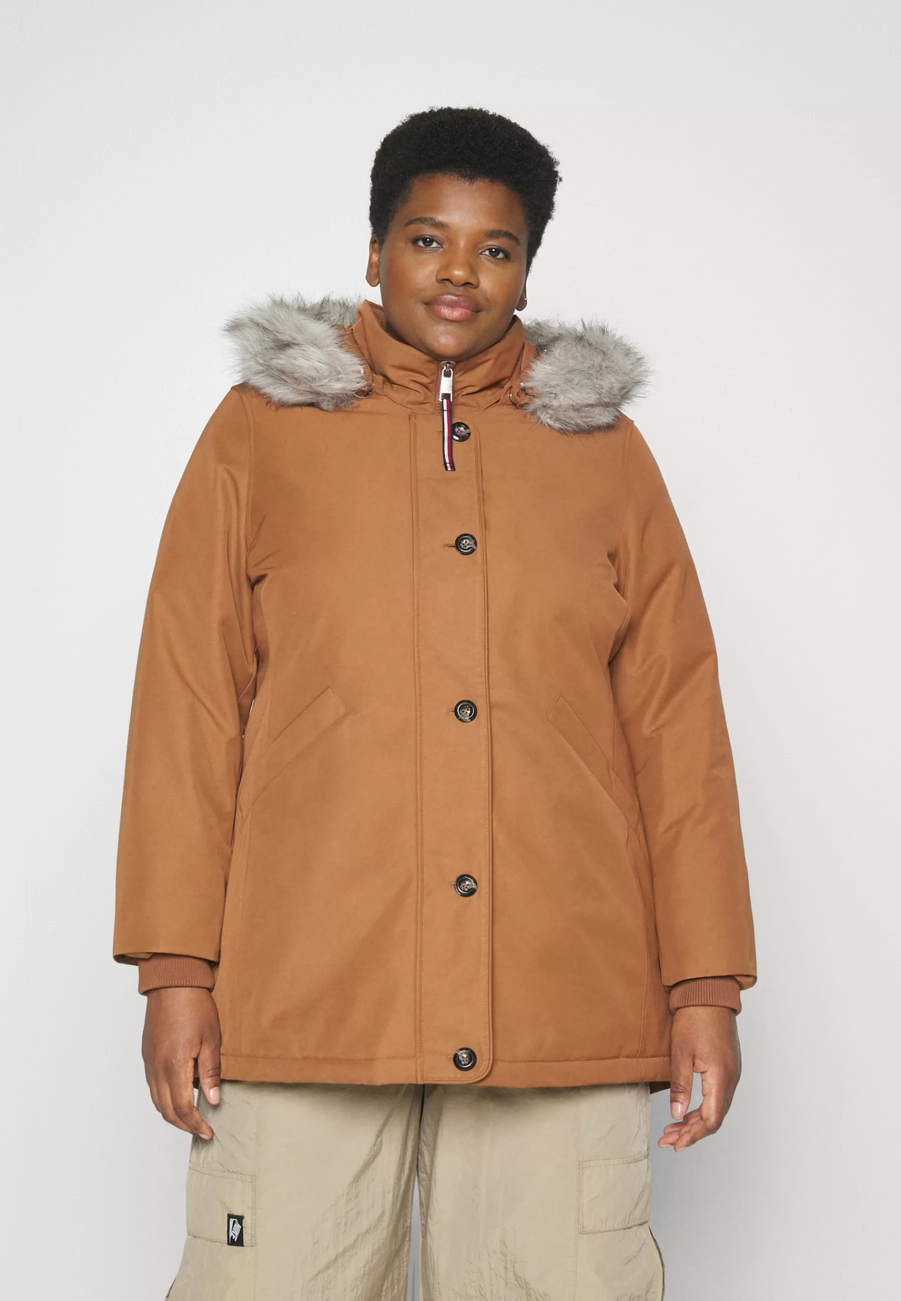 Dames Tommy Hilfiger Curve Parka's | Parka